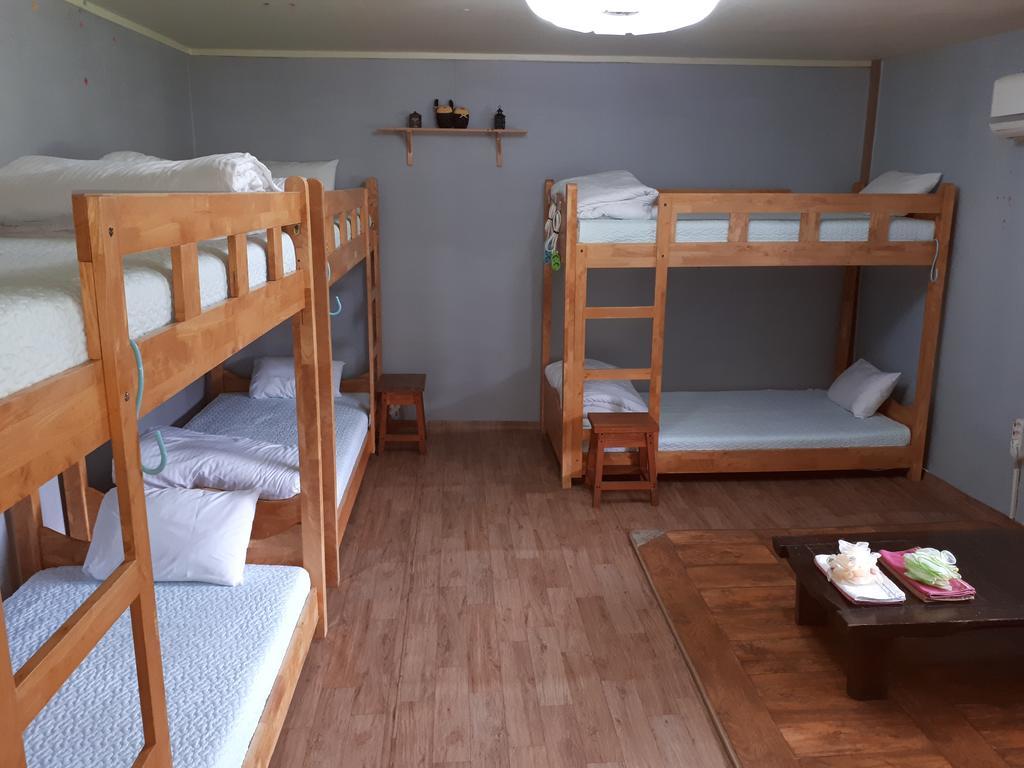 Joseph Tree Guest House Jeju Bagian luar foto